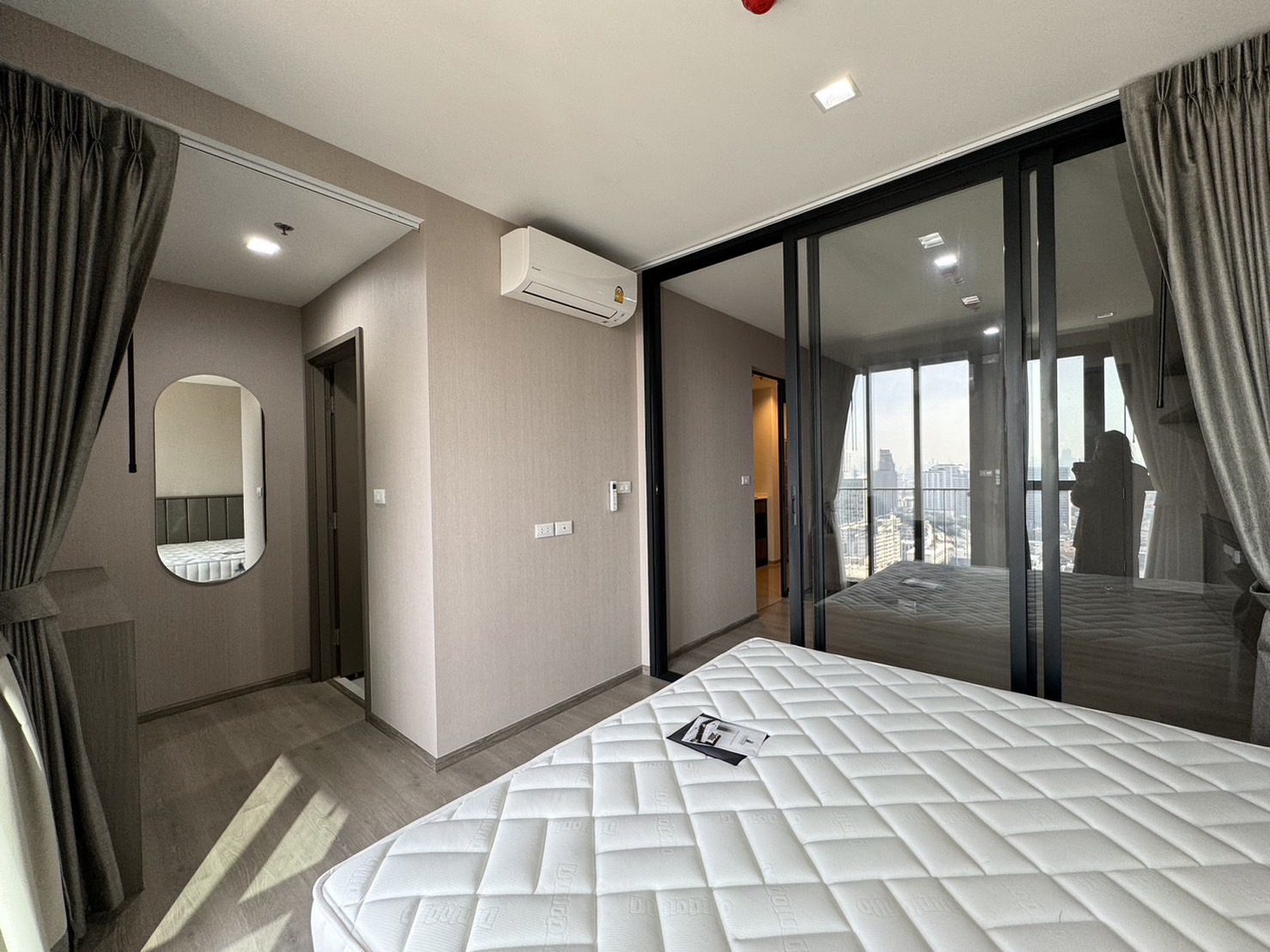 ขาย (For Sale) คอนโด : เดอะ ไลน์ พหลโยธิน อาคาร B (The Line Phahonyothin Park B) ประเภท : 1 ห้องนอน 1 ห้องน้ำ พื้นที่ : 40 ตรม.