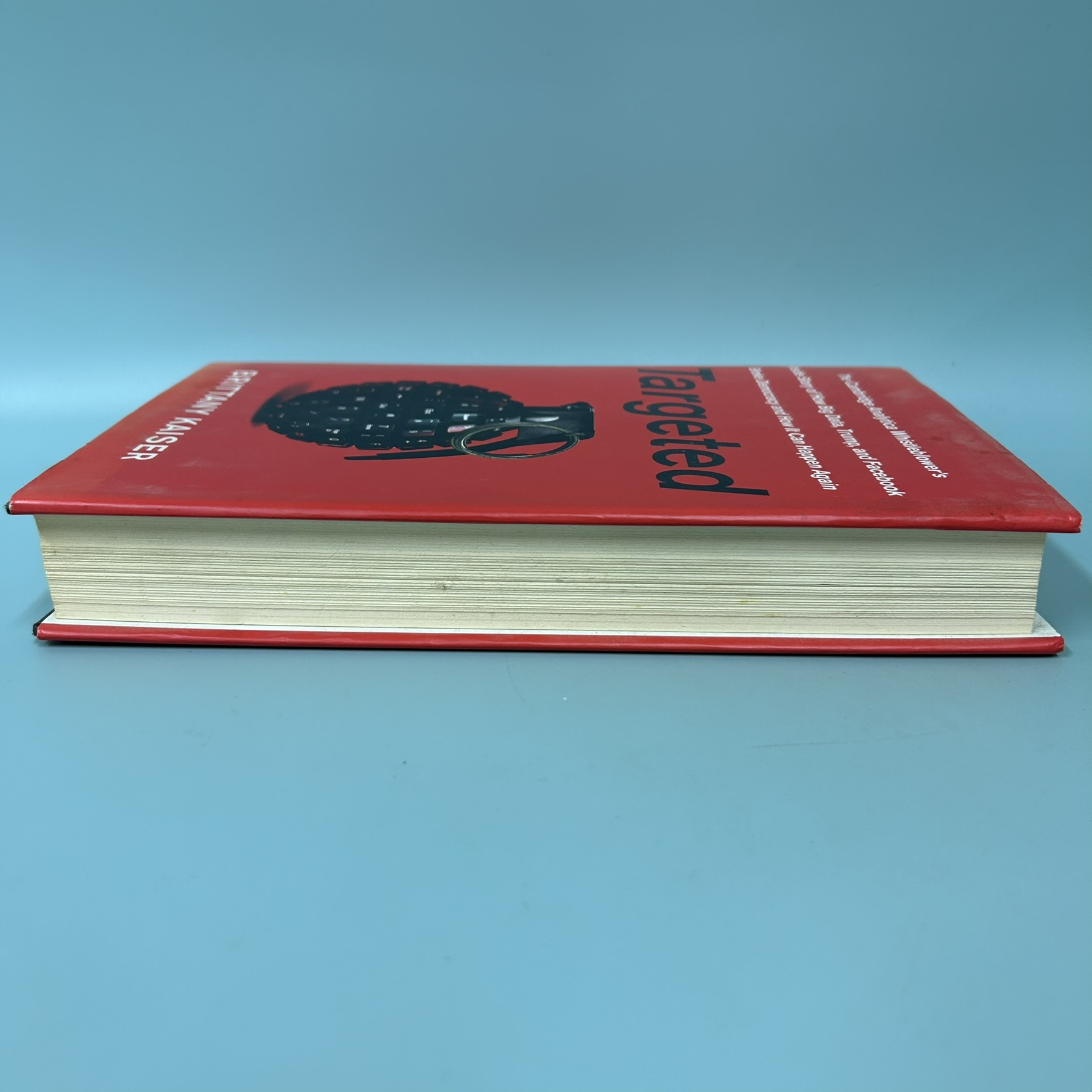 Targeted / Pre-Owned / Brittany Kaiser / บันทึกความทรงจำทางการเมือง, สารคดี