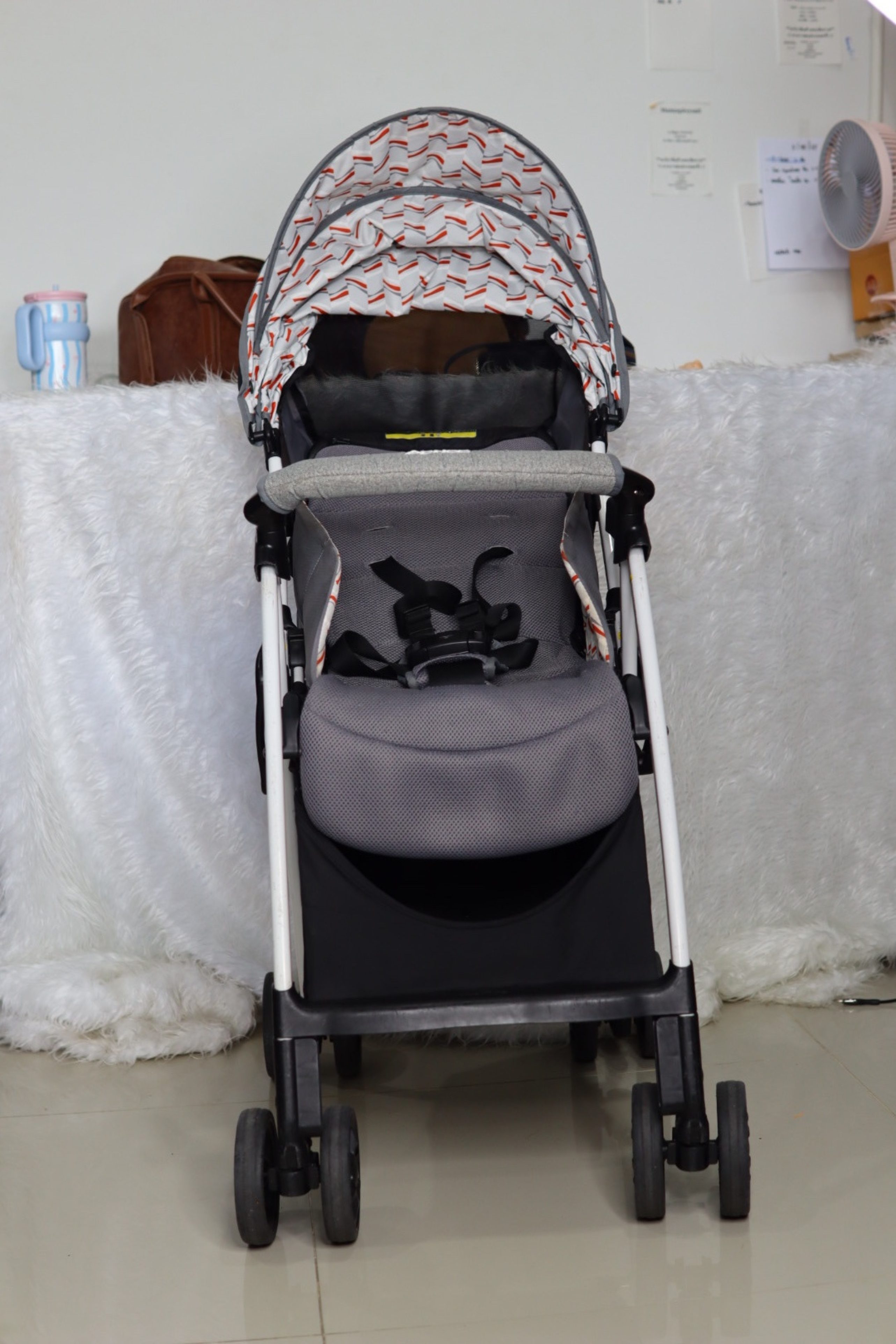รถเข็นเด็ก Aprica พับเล็ก ( 6 เดือน -18KG)