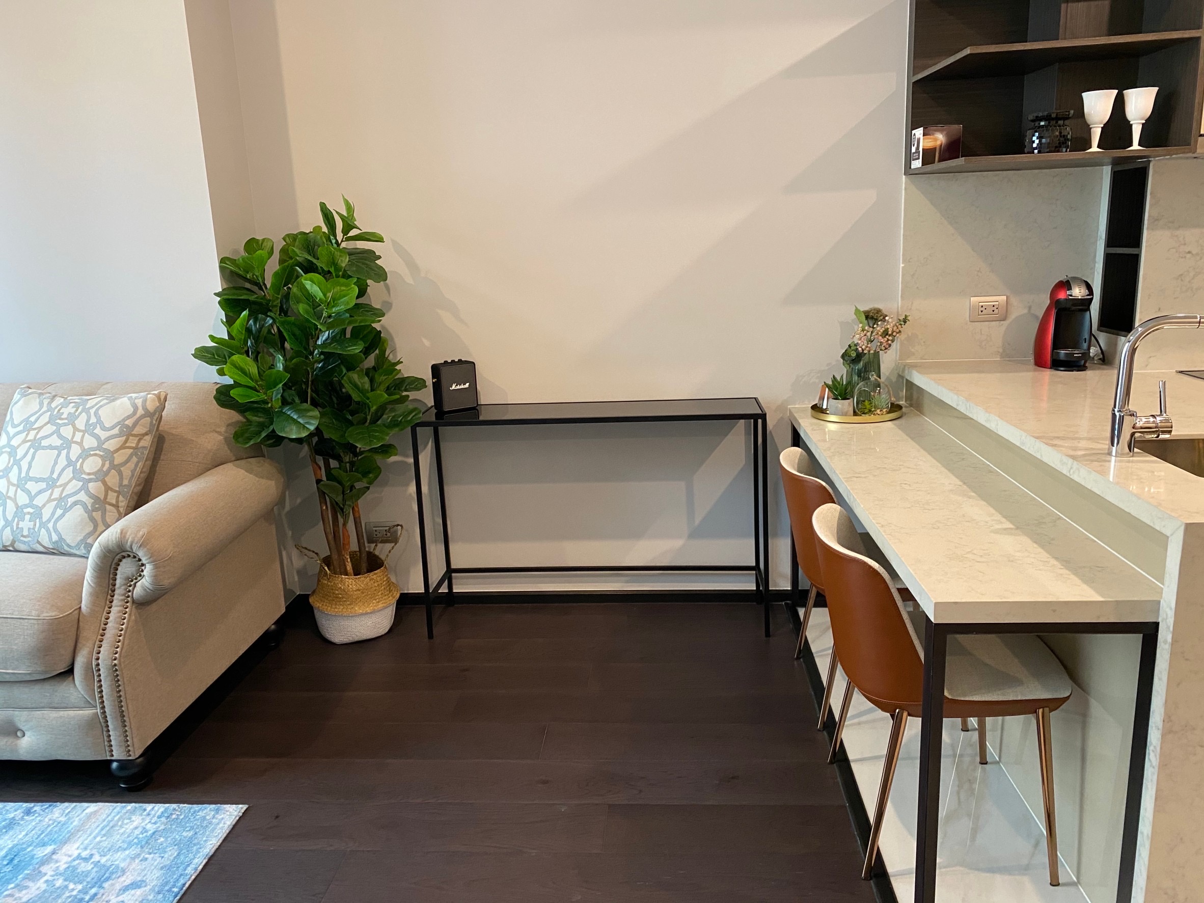 (Corner Room)For Rent | LAVIQ Sukhumvit 57 1 Bedrooms | 1 Bathrooms 45 sq.m. – Luxury Condo near BTS Thonglor