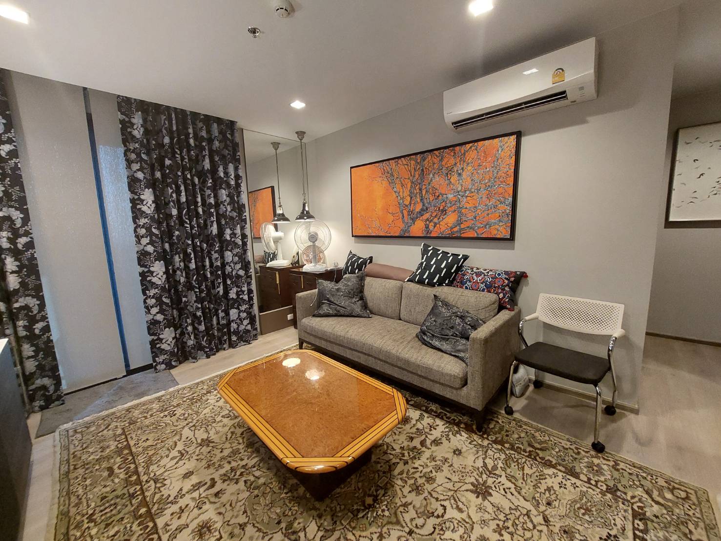 ขาย (For Sale) คอนโด : เดอะ ไลน์ พหลโยธิน อาคาร B (The Line Phahonyothin Park B) ประเภท : 2 ห้องนอน 2 ห้องน้ำ พื้นที่ : 62 ตรม.