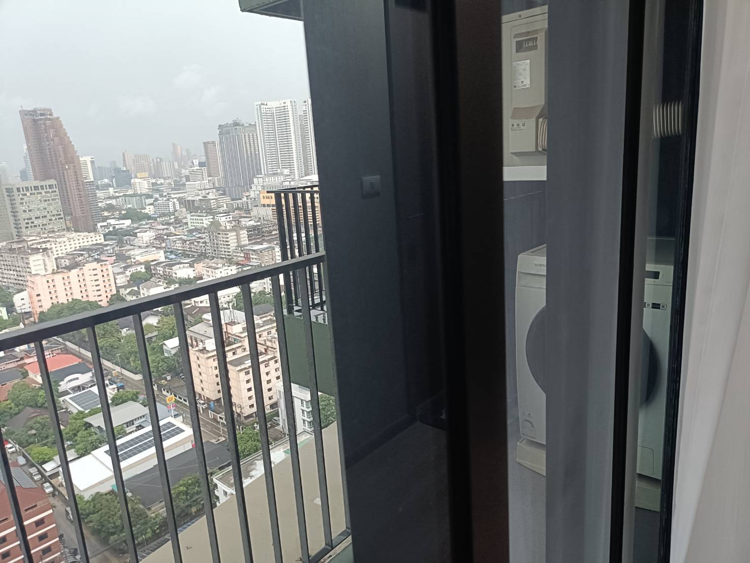 ให้เช่า คอนโด : เดอะ ไลน์ พหลโยธิน อาคาร B ประเภท : 1 ห้องนอน 1ห้องน้ำ พื้นที่ :41 ตรม.