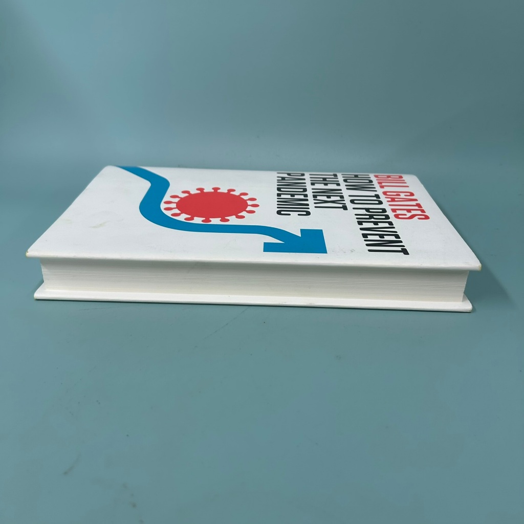 How to Prevent the Next Pandemic [Hardcover] by Bill Gates