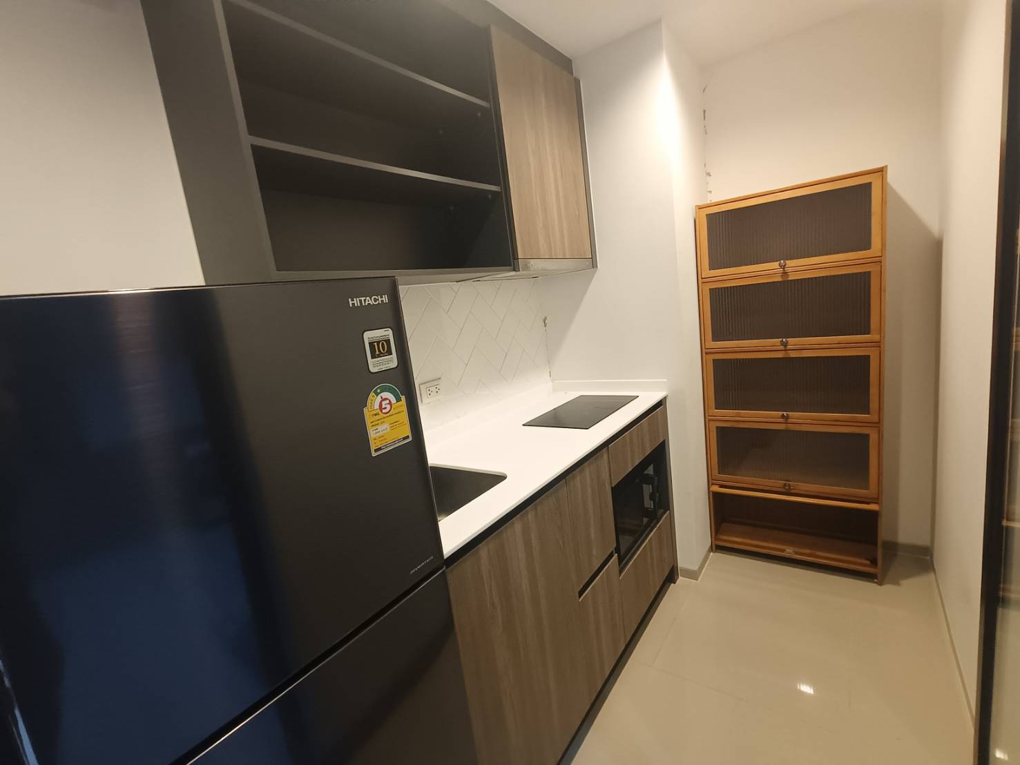 ให้เช่า คอนโด : เดอะ ไลน์ พหลโยธิน อาคาร B ประเภท : 1 ห้องนอน 1ห้องน้ำ พื้นที่ :41 ตรม.