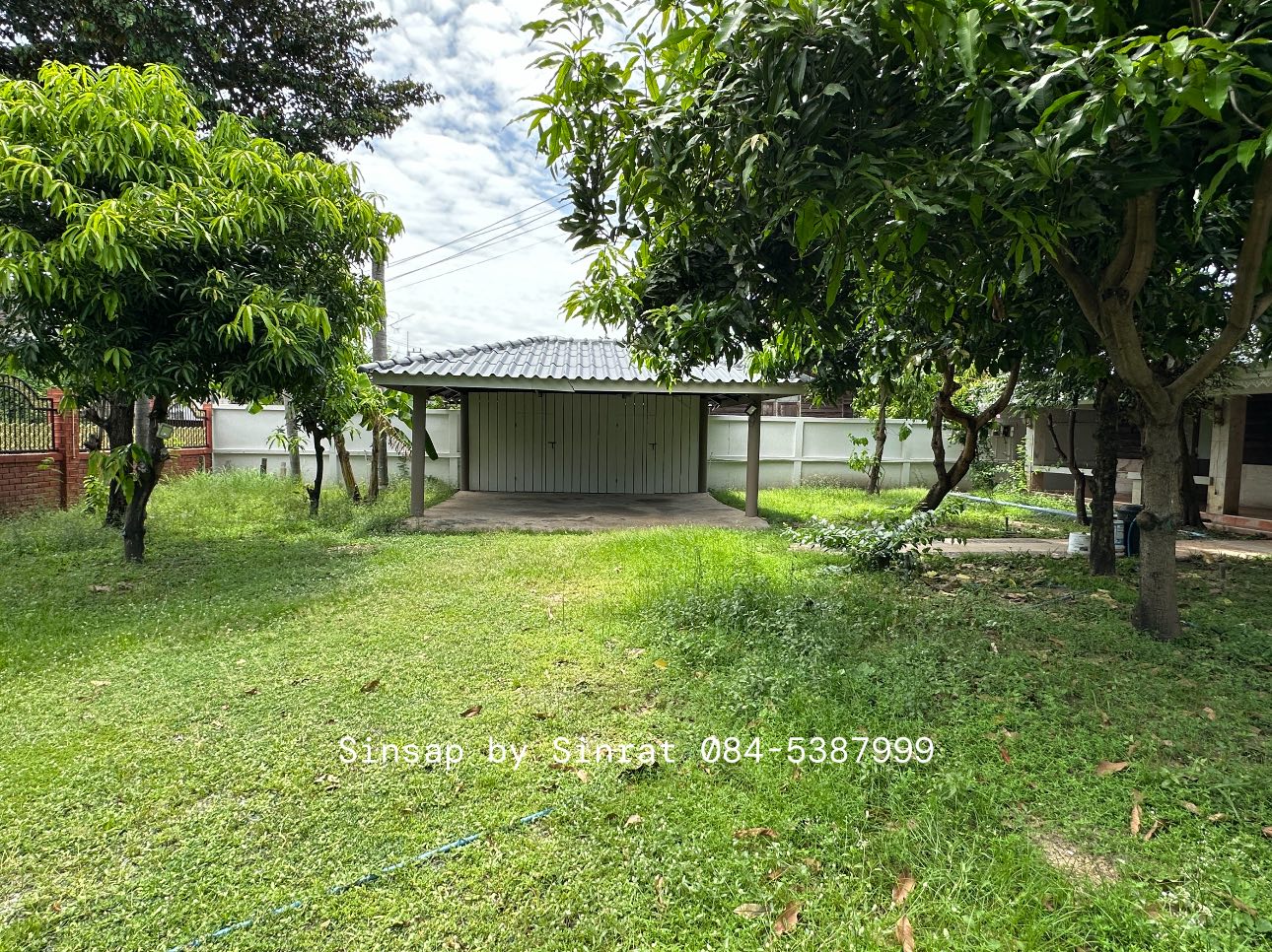 ขายบ้านเดี่ยว 2 ชั้น ใกล้บริษัทเวิร์คพอยท์ ซอย. เวิร์คพอยท์ รังสิต เนื้อที่ 200 ตร.ว.