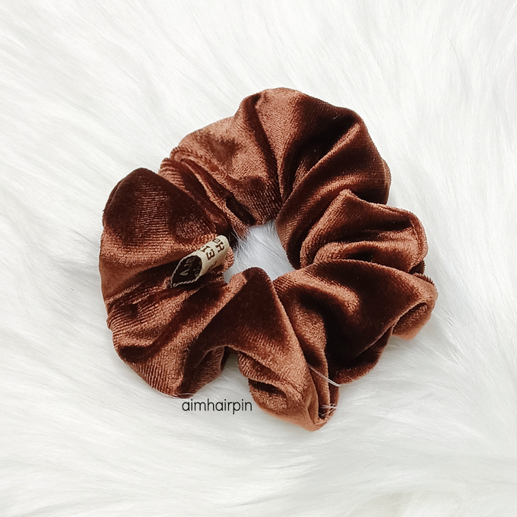 ยางมัดผม เอวัน A-One เนื้อผ้ากำมะหยี่ - aimhairpin จำหน่ายกิ๊บติดผมเกาหลีแท้ และเครื่องประดับ ยางรัดผม คาดผมแฟชั่น สร้อยคอ ต่างหู