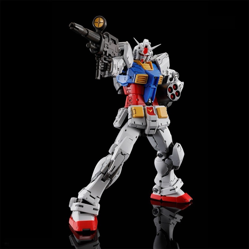 RG PREMIUM BANDAI RX-78-2 Gundam Ver.2.0 + Weapon Set