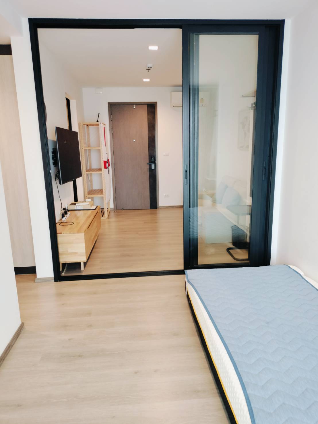 ให้เช่า (For Rent) คอนโด : เดอะ ไลน์ พหลโยธิน อาคาร B ประเภท : 1 ห้องนอน 1ห้องน้ำ พื้นที่ :37.5 ตรม.