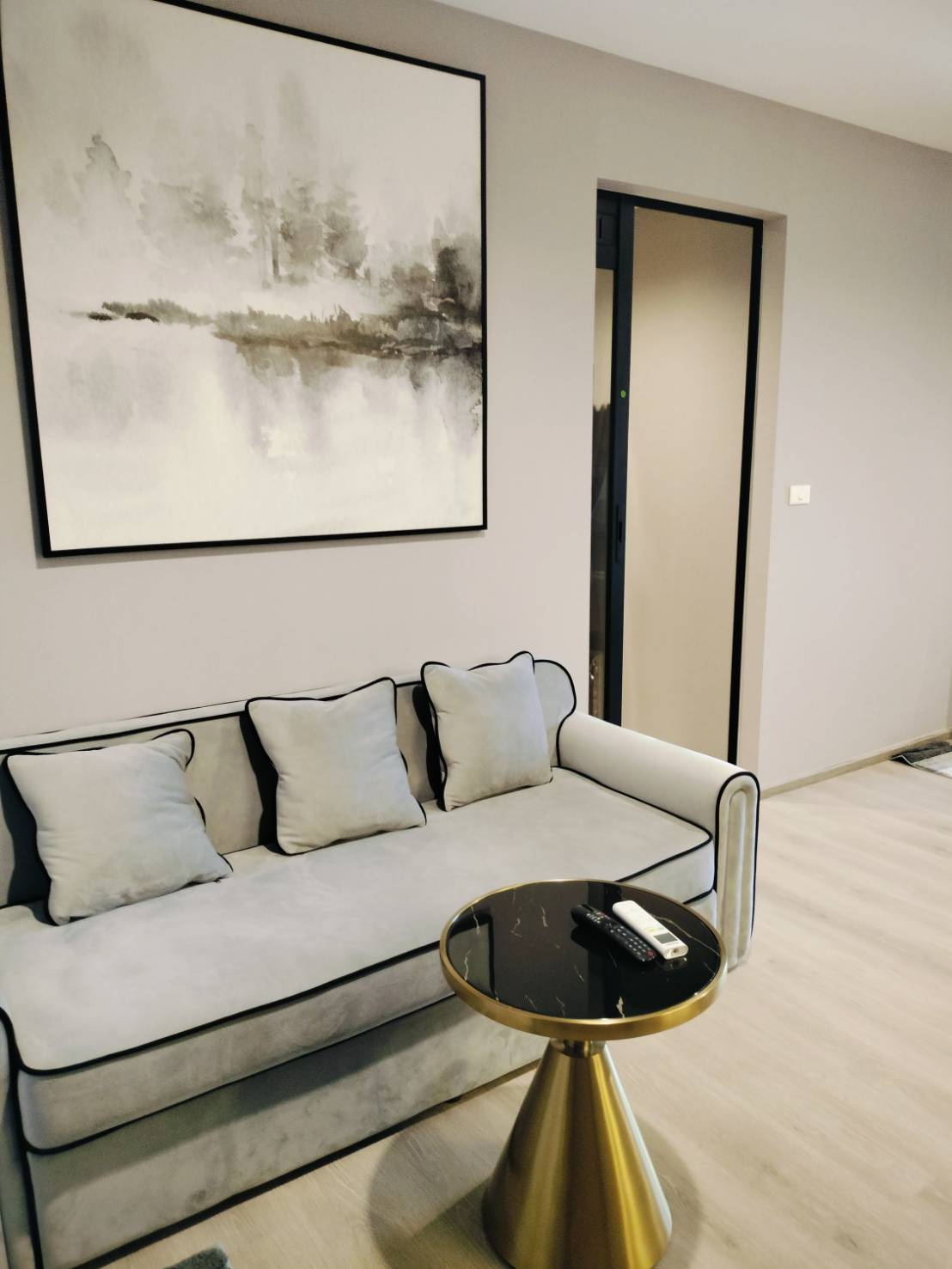 ขาย (For Sale) คอนโด : เดอะ ไลน์ พหลโยธิน อาคาร B (The Line Phahonyothin Park B) ประเภท : 1 ห้องนอน 1 ห้องน้ำ พื้นที่ : 41ตรม.