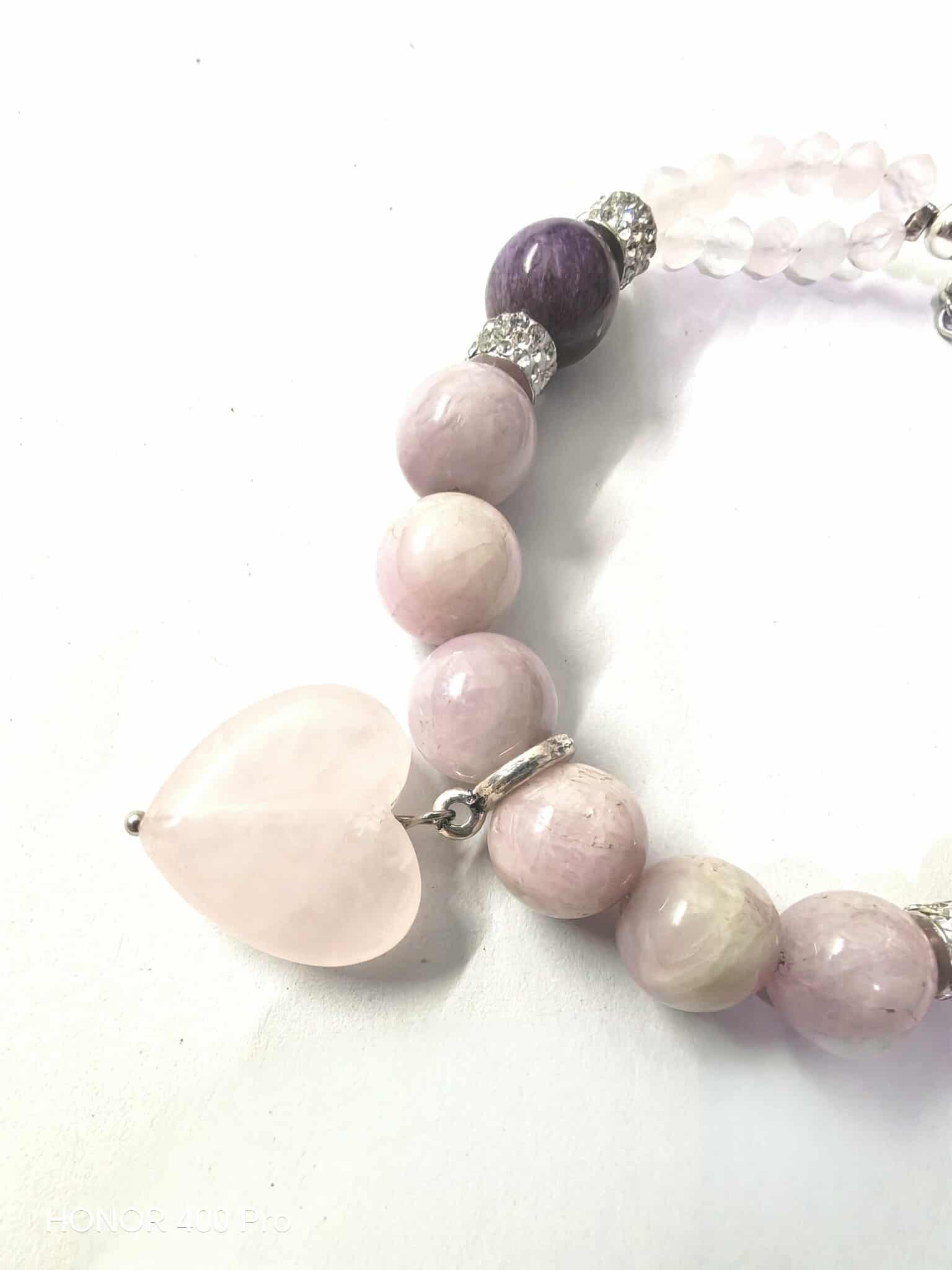 (018) กำไลหินเสริมรักกำลังสาม คุนไซต์ โรสควอตซ์ & ชารอยต์ (หินแท้ขนาด 10 มิล) หินแท้ หินนำโชค ขนาดข้อมือระบุทางแชทได้เลยค่ะ