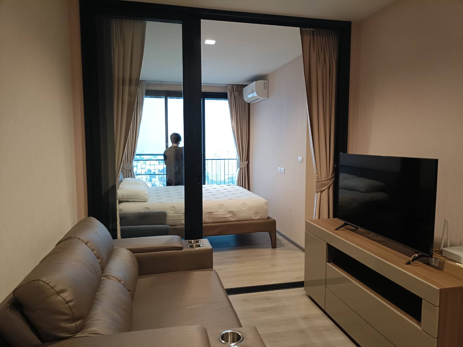 ให้เช่า (For Rent) คอนโด : เดอะ ไลน์ พหลโยธิน อาคาร B ประเภท : 1 ห้องนอน 1ห้องน้ำ พื้นที่ :38 ตรม.