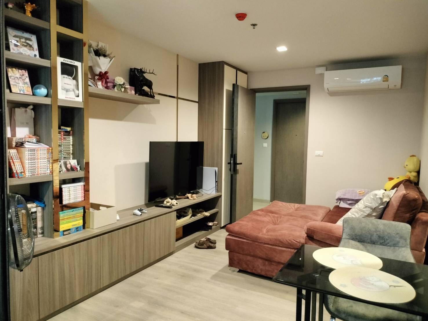 ขาย (For Sale) คอนโด : เดอะ ไลน์ พหลโยธิน อาคาร B (The Line Phahonyothin Park B) ประเภท : 1 ห้องนอน 1 ห้องน้ำ พื้นที่ : 40 ตรม.