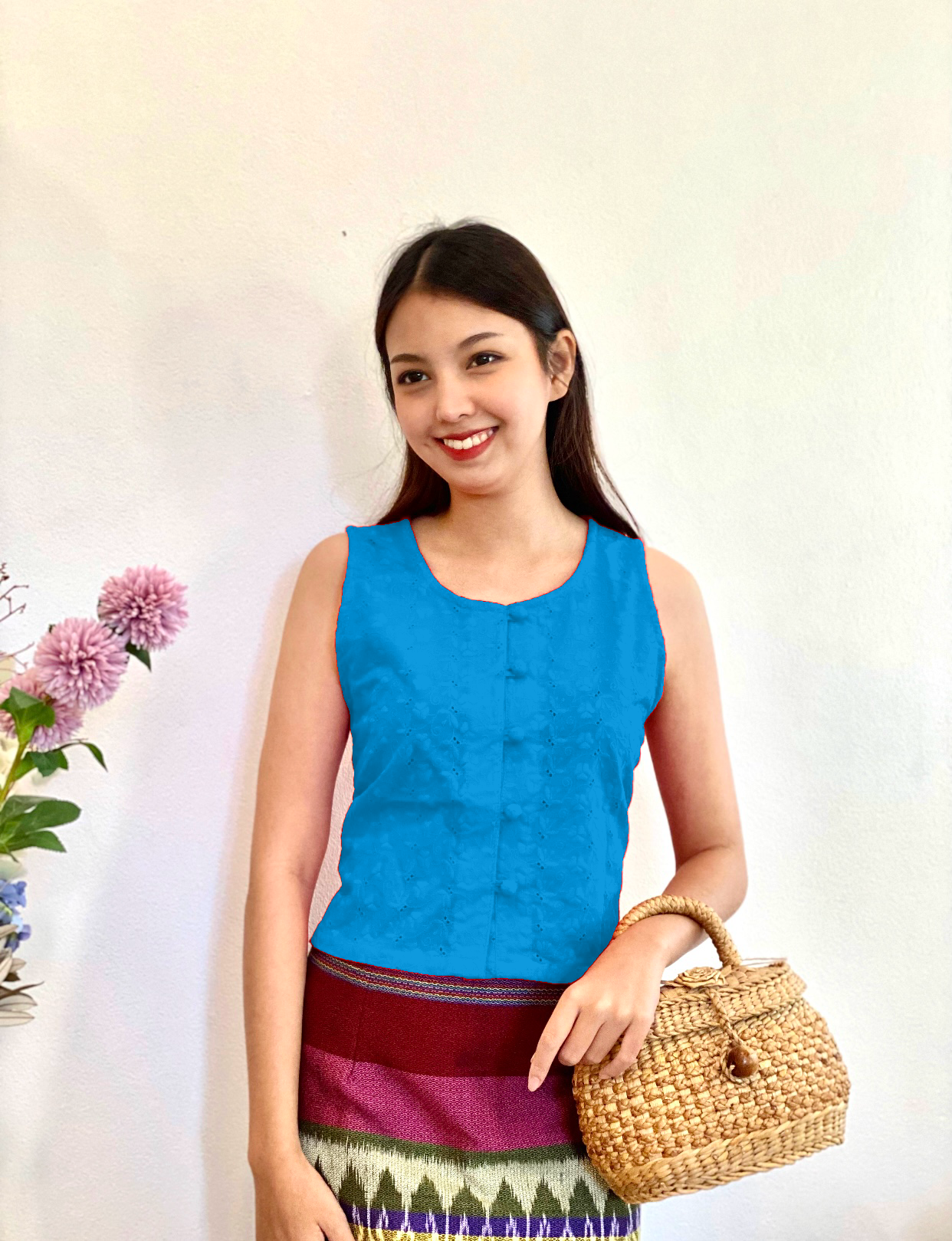 เสื้อบัวตอง สีฟ้า และสีฟ้ามิ้นท์