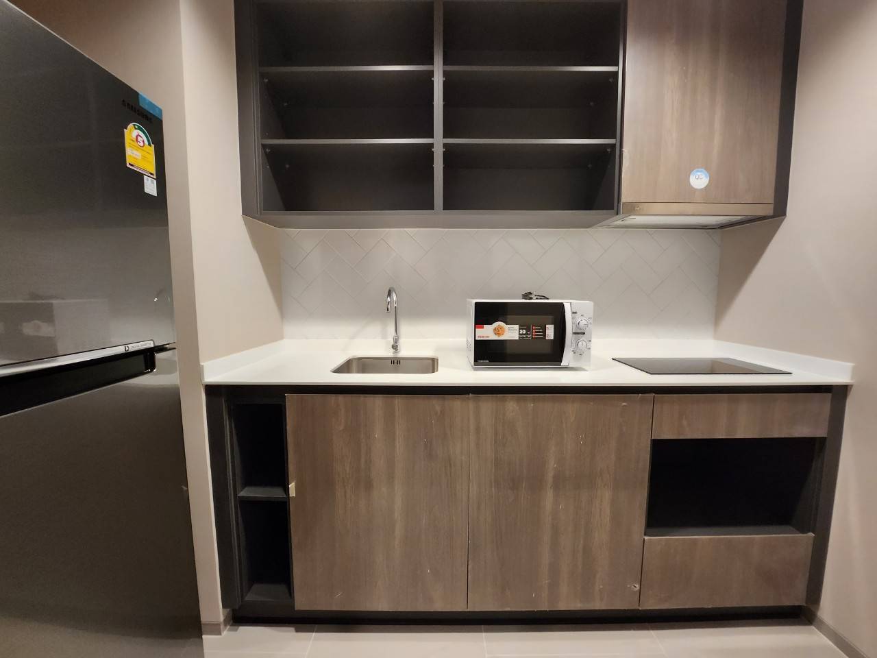 ขายพร้อมผู้เช่า (For Sale) คอนโด : เดอะ ไลน์ พหลโยธิน อาคาร B (The Line Phahonyothin Park B) ประเภท : 1 ห้องนอน 1 ห้องน้ำ พื้นที่ : 37 ตรม.