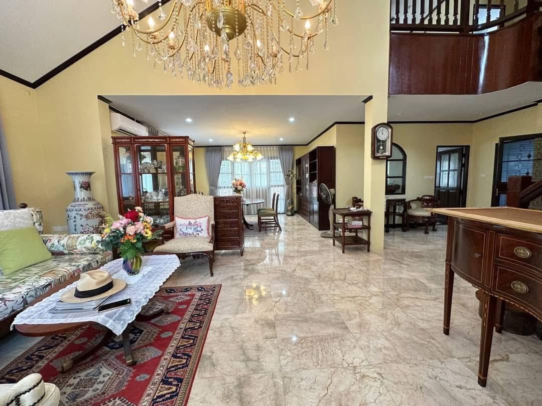 ขายบ้านเดี่ยว 2 ชั้น โครงการหมู่บ้านลดาวัลย์ ลากูน รังสิต บ้านหรูสวยสไตล์ยุโรป