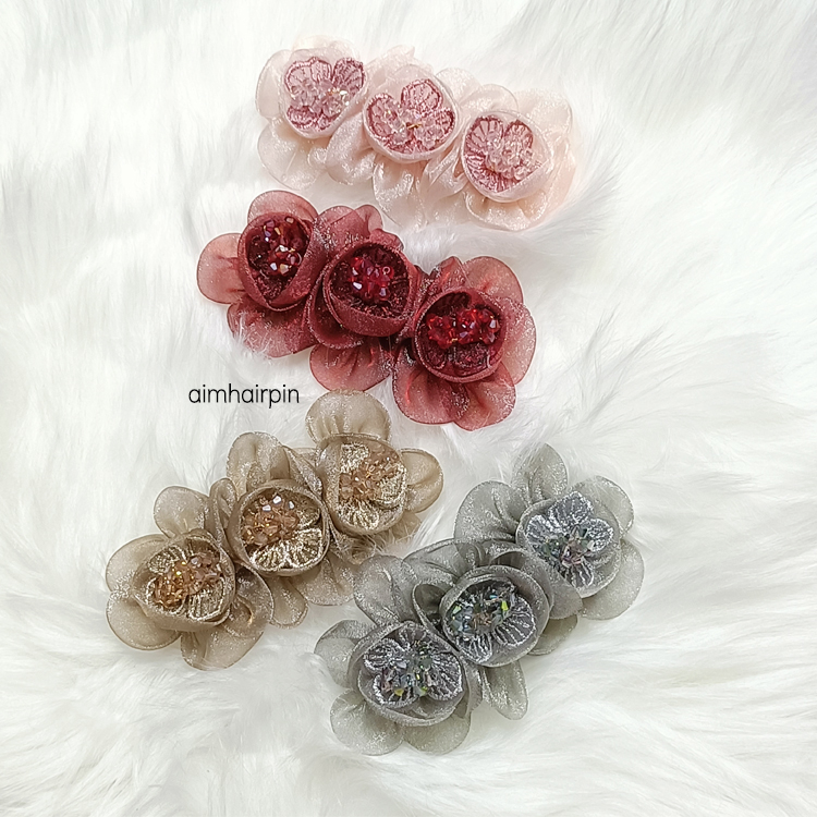 กิ๊บดอกไม้สปริงติดด้านหลัง - aimhairpin จำหน่ายกิ๊บติดผมเกาหลีแท้ และเครื่องประดับ ยางรัดผม คาดผมแฟชั่น สร้อยคอ ต่างหู