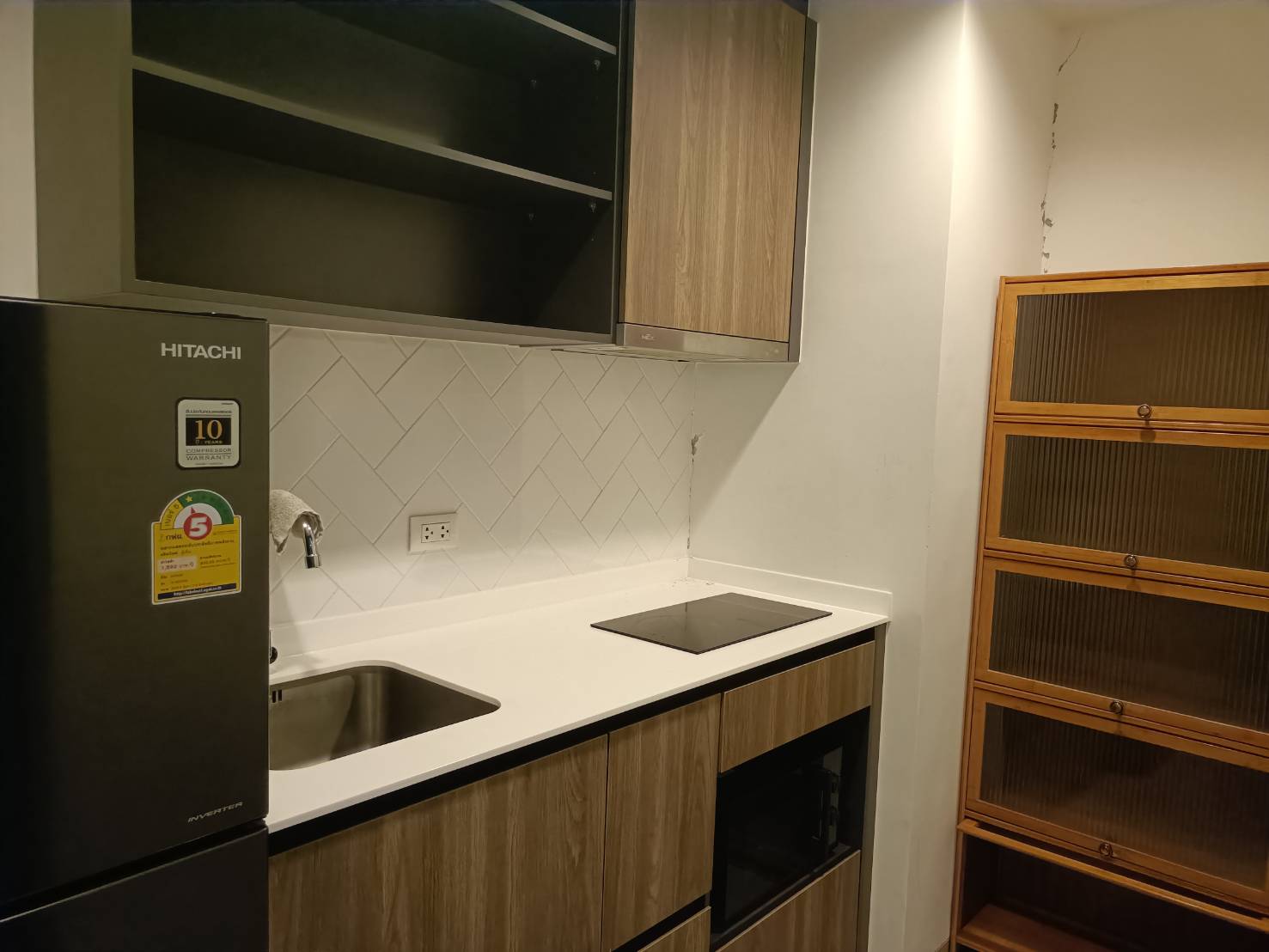 ให้เช่า คอนโด : เดอะ ไลน์ พหลโยธิน อาคาร B ประเภท : 1 ห้องนอน 1ห้องน้ำ พื้นที่ :41 ตรม.