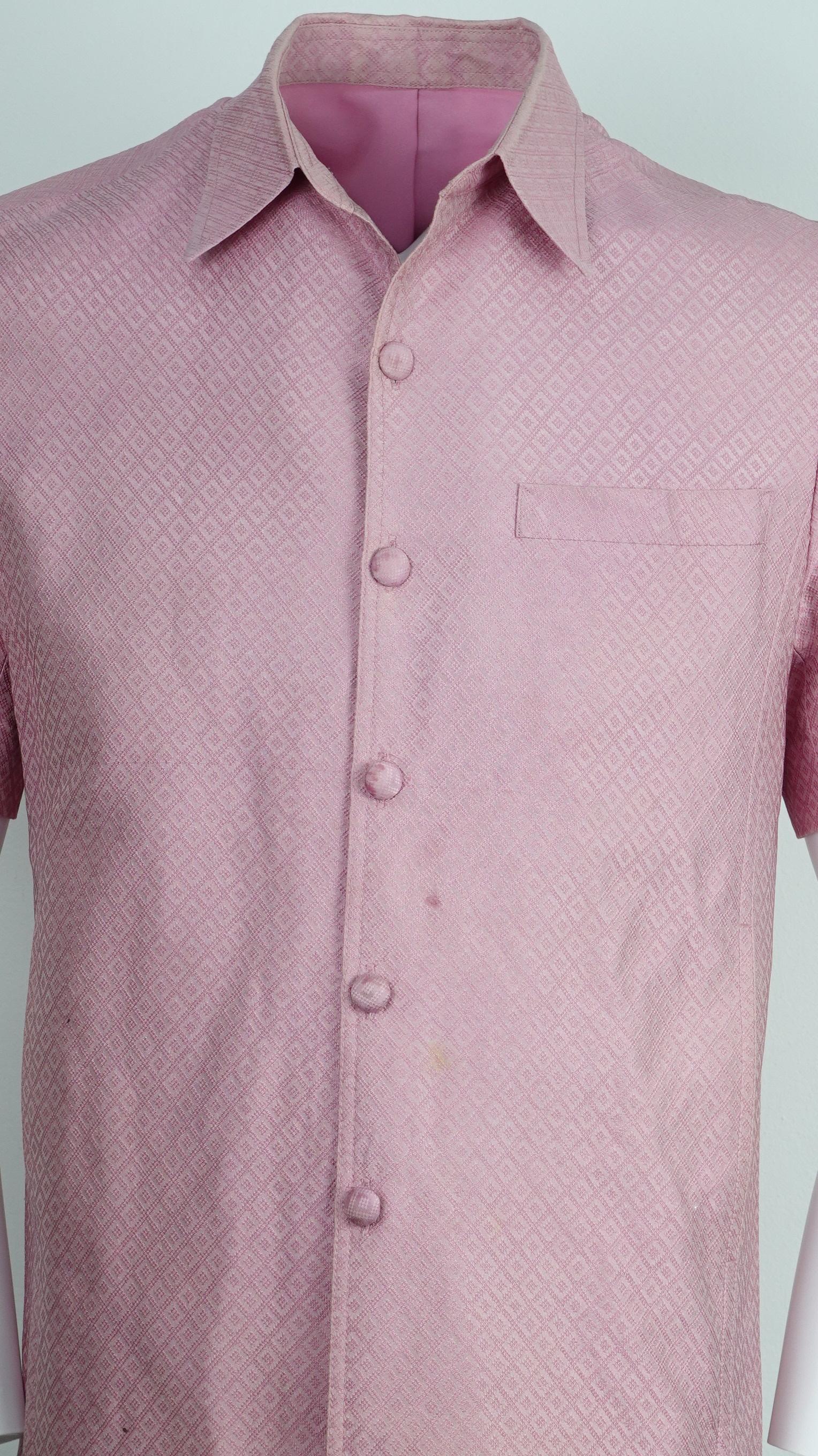 เสื้อต่อกันไหม M สูทซาฟารีแขนสั้น ตัดเย็บจากผ้าไหมยกดอกลายลูกแก้ว สีชมพูกลีบบัวอ่อน