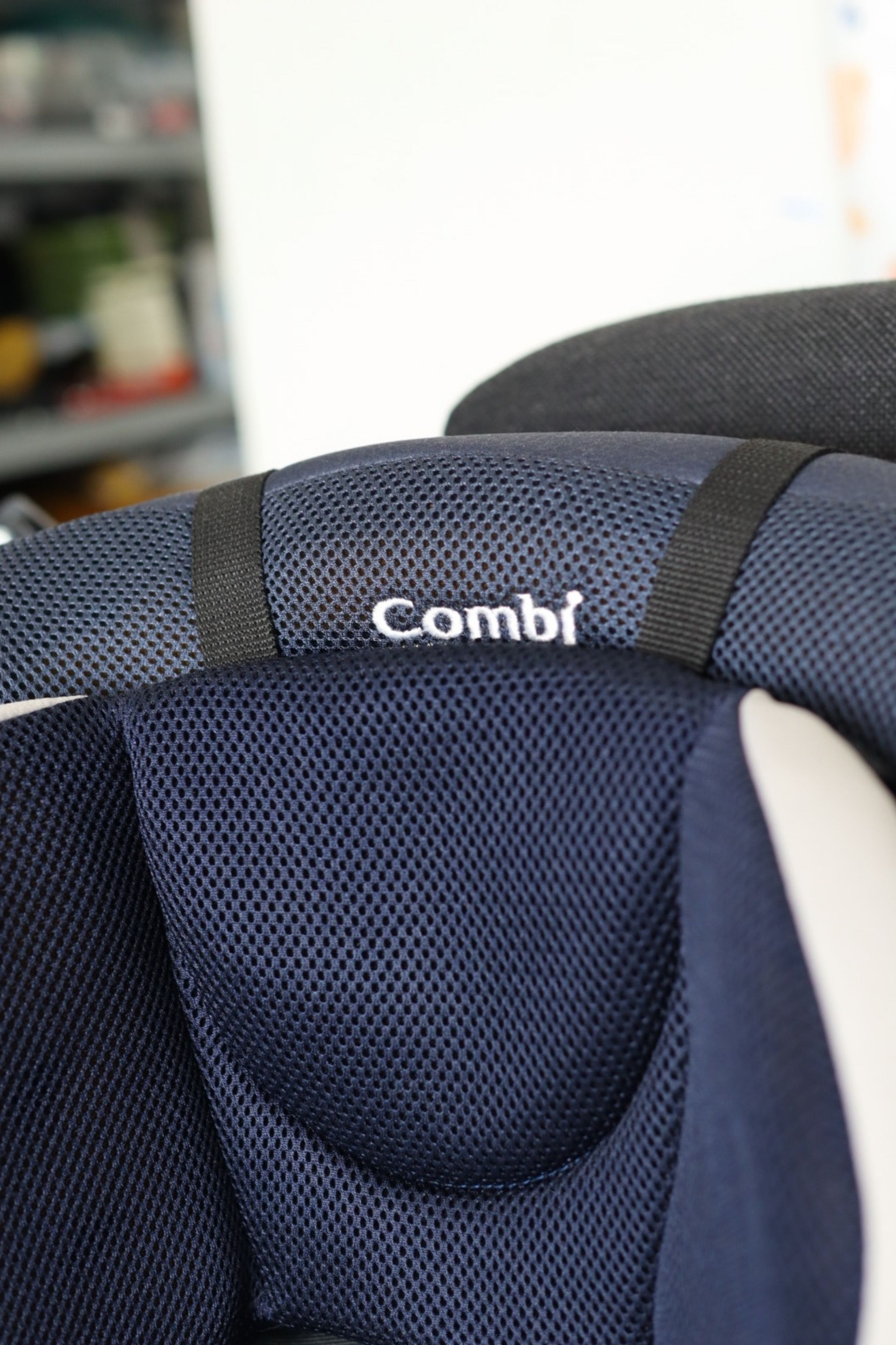 คาร์ซีทเด็กโต Combi รุ่น Joytrip (2-6 ขวบ)