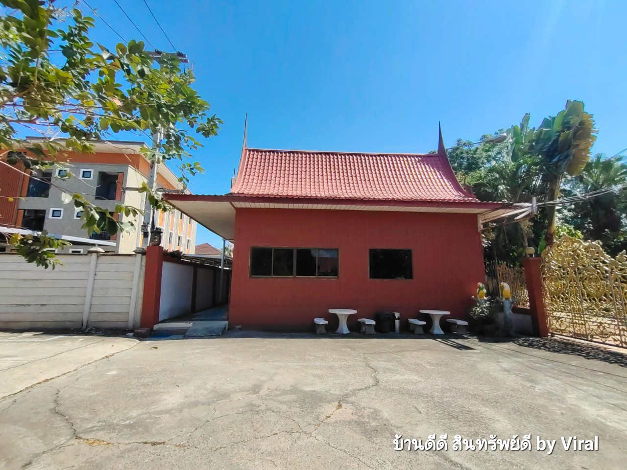 ขายรีสอร์ท ดำเนินสะดวก ราชบุรี “เรือนไทย รีสอร์ท” ขนาดที่ดิน 8 ไร่ 3 งาน 93 ตร.ว. 99 ล้าน (ราคาต่อรองได้พร้อมจบ)