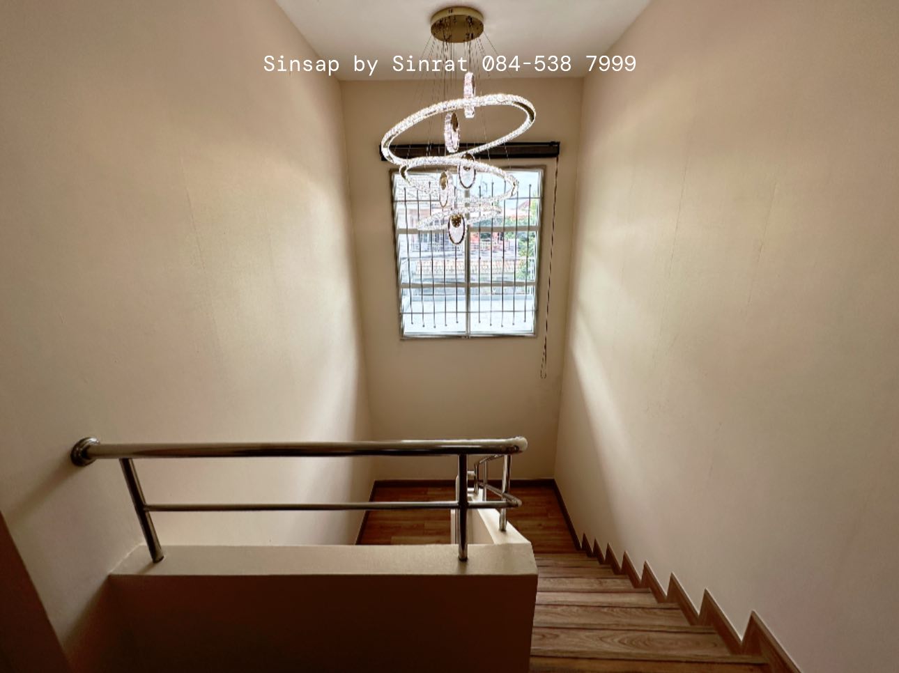 ขายบ้านเดี่ยว 2 ชั้น หมู่บ้านนารีสา ซอย.เสรีไทย 29 เนื้อที่ 56 ตารางวา