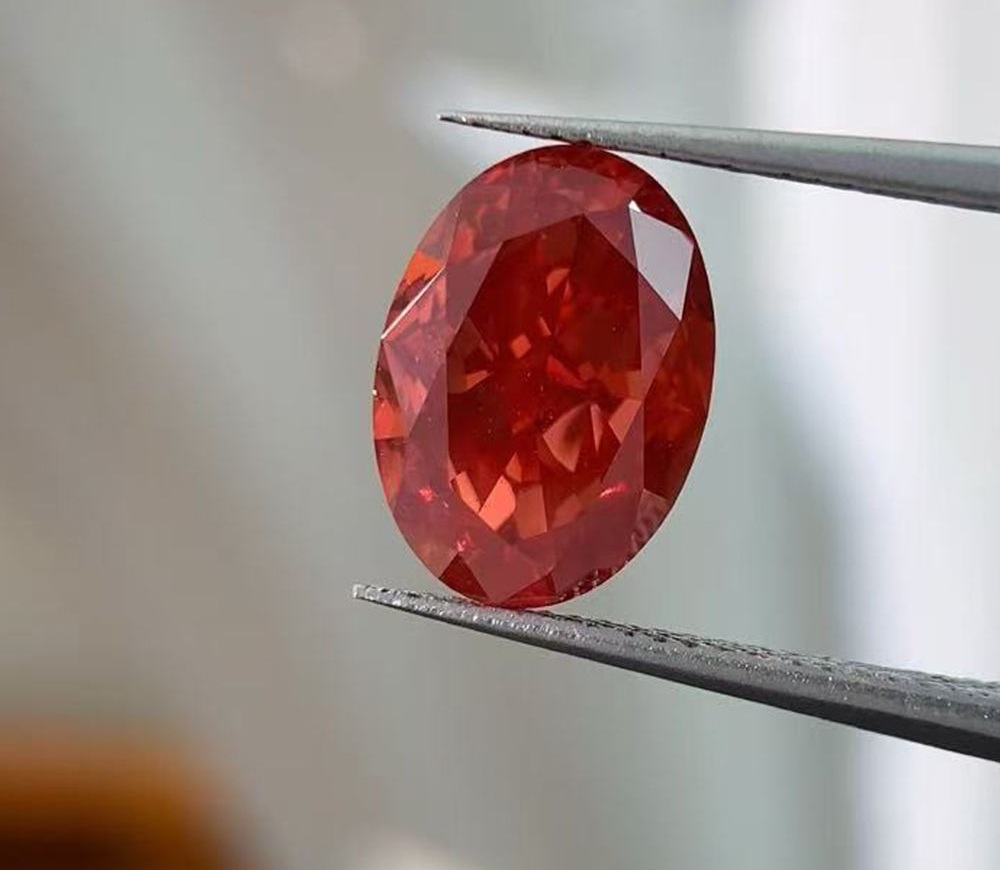 เพชรสีแดงทรงรี Oval Cut