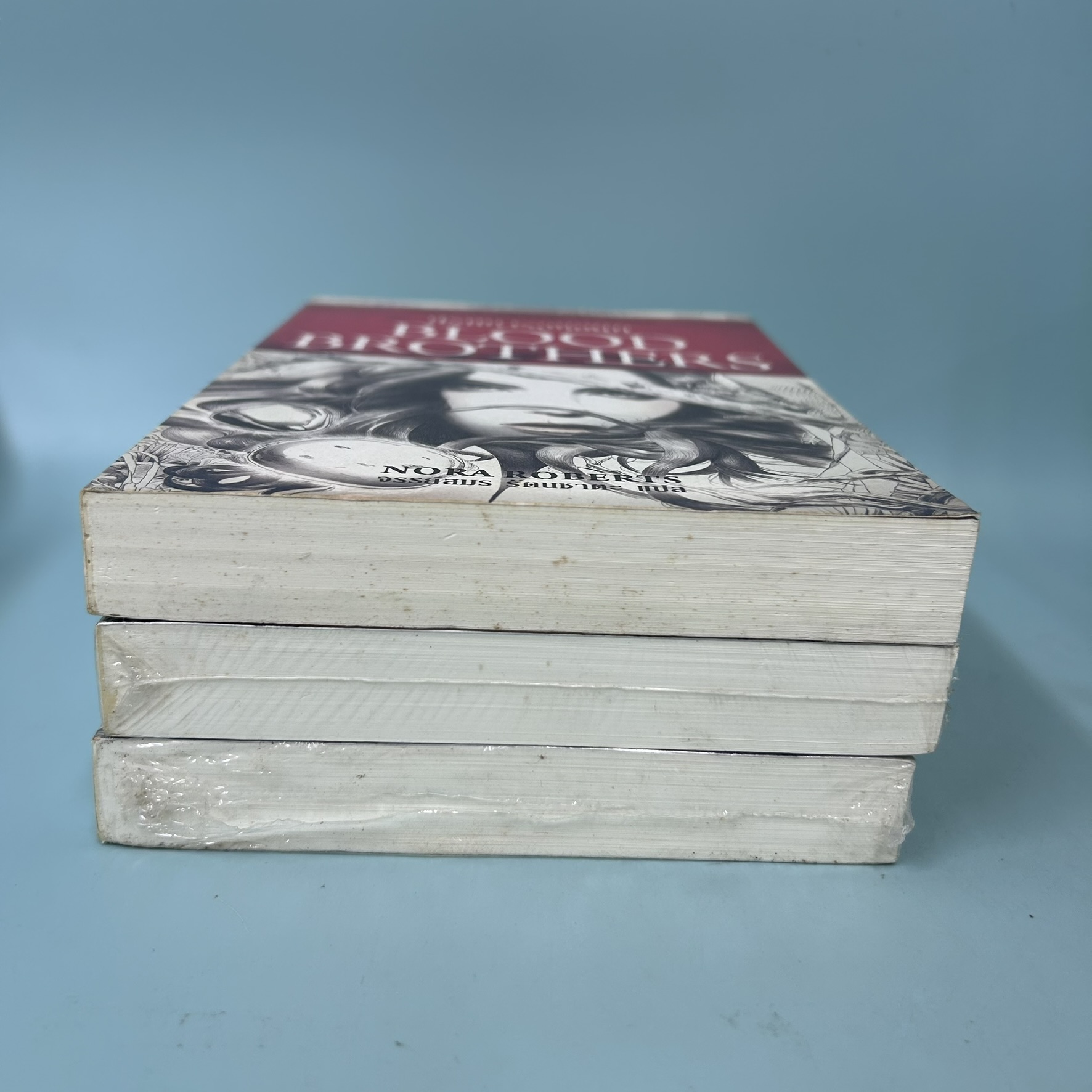 ชุด Sign of Seven Trilogy ปริศนารอยอดีต , ลิขิตรักรอยอดีต , เสน่หารอยอดีต / มือสอง / นอร่า โรเบิร์ตส์ / นิยายแปล