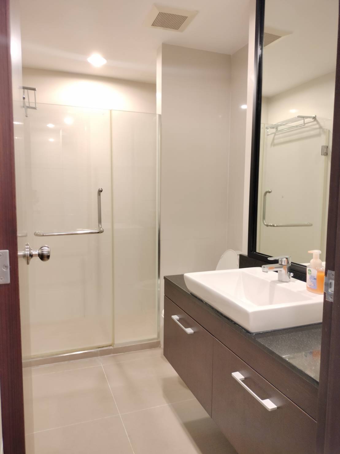 ขาย (For Sale) คอนโด : เดอะ ไลน์ พหลโยธิน อาคาร A (Abstracts) ประเภท : 1 ห้องนอน 1 ห้องน้ำ พื้นที่ : 44.85ตรม.