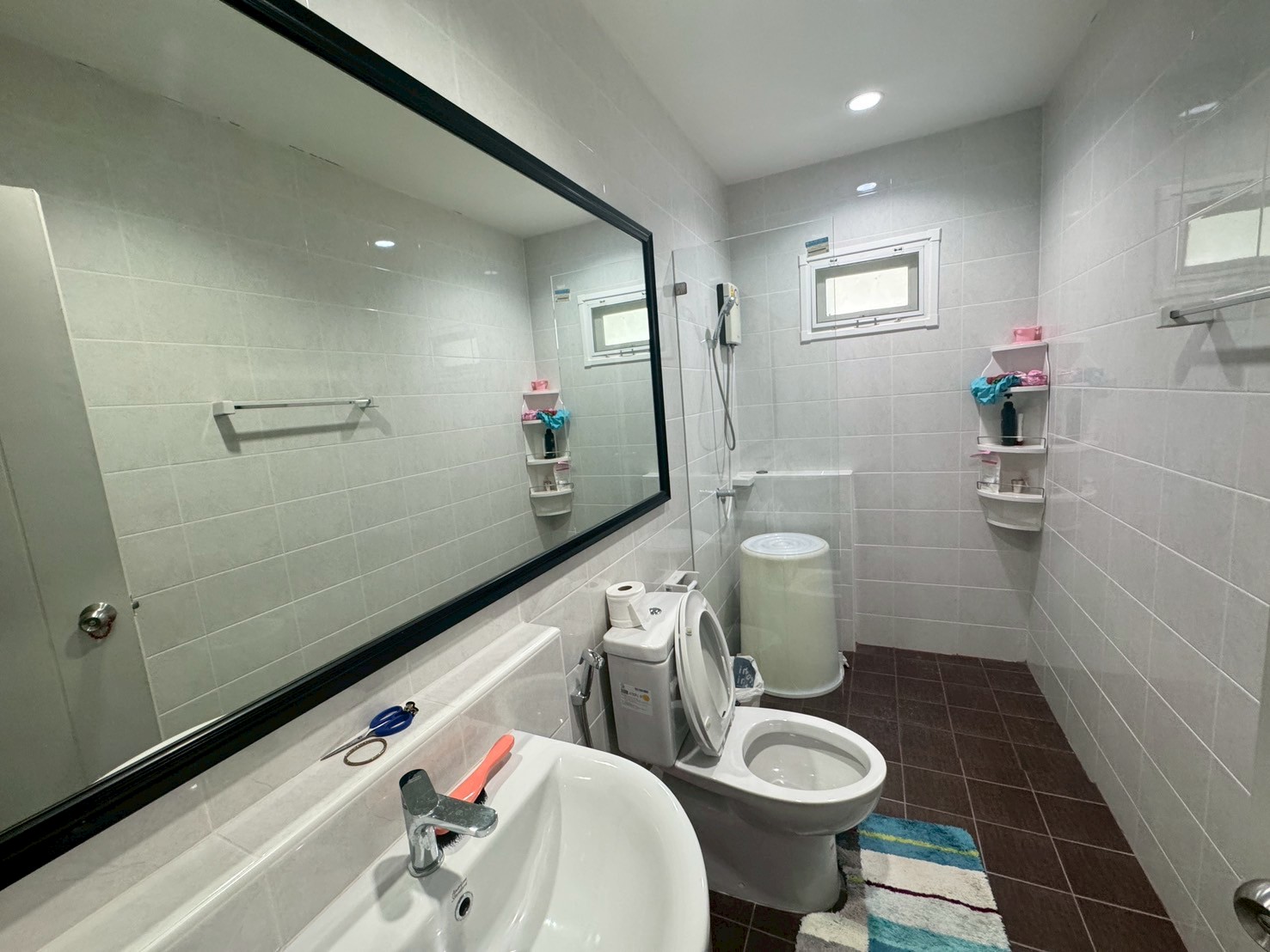 ขายบ้านเดี่ยว 2 ชั้น (หลังมุม) หมู่บ้านคุณาลัยพราว Kunalai Proud Baan Kluay-Sai Noi ทำเลดี เดินทางสะดวก บรรยากาศร่มรื่น เหมาะสำหรับอยู่อาศัย 📐 เนื้อที่ 57.06 ตร.ว. 🛏 4 ห้องนอน+1ห้องชั้นลอย 🛁 3 ห้องน้ำ