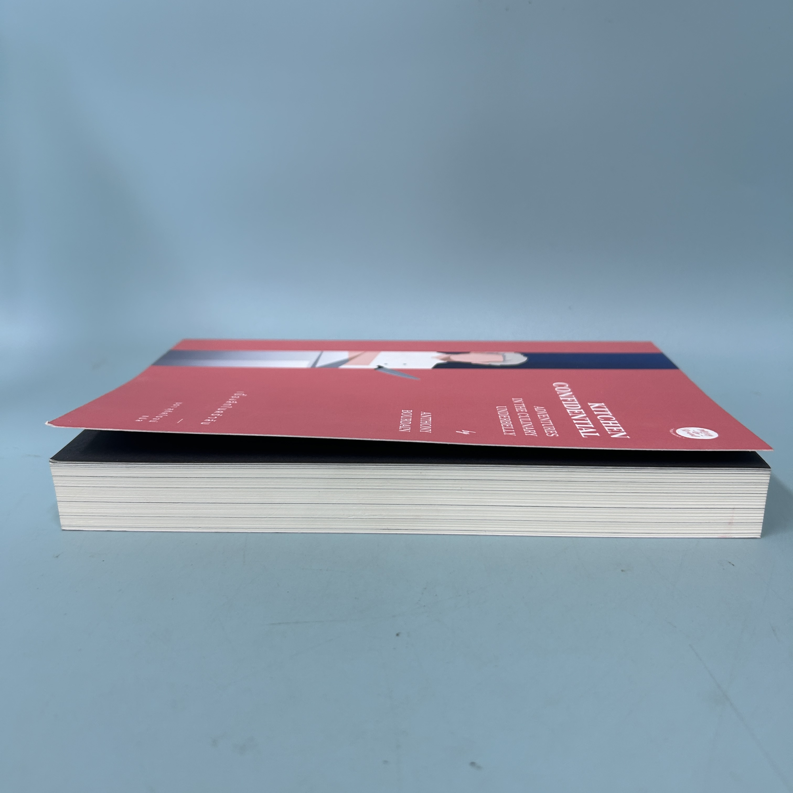 KITCHEN CONFIDENTIAL "เบื้องลึกในครัวลับ" / มือสอง / Anthony Bourdain / Marry Go Round / สารคดีวงการอาหาร