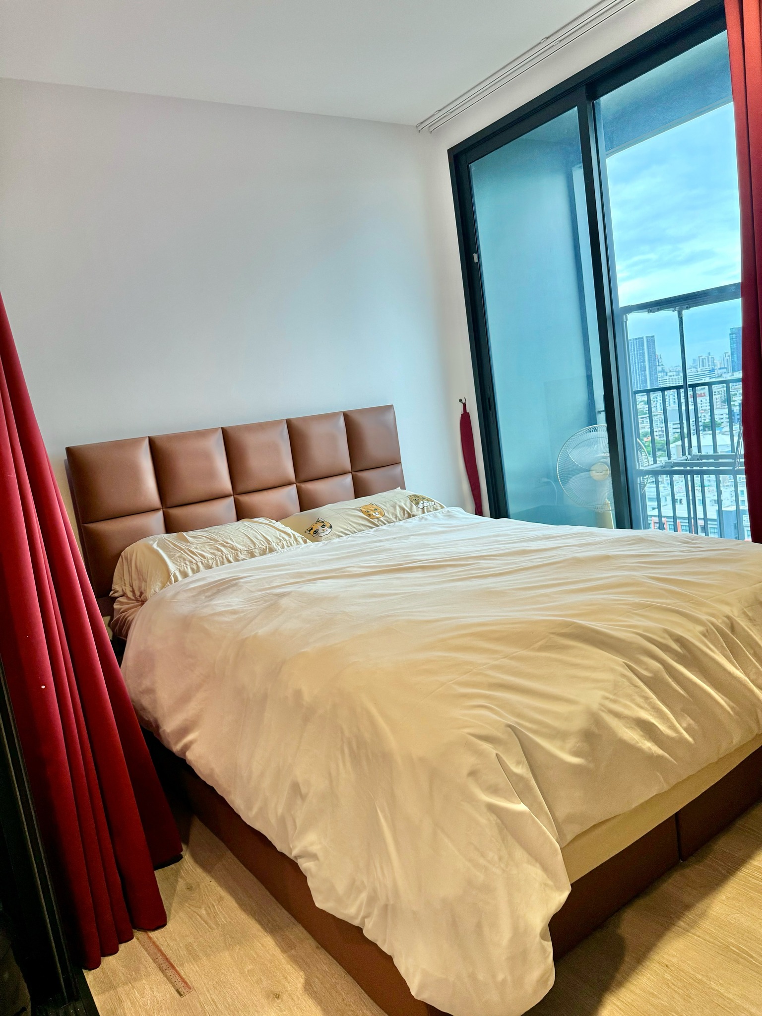 ขาย (For Sale) คอนโด : เดอะ ไลน์ พหลโยธิน อาคาร B 1 ห้องนอน 1 ห้องน้ำ 33 ตรม.