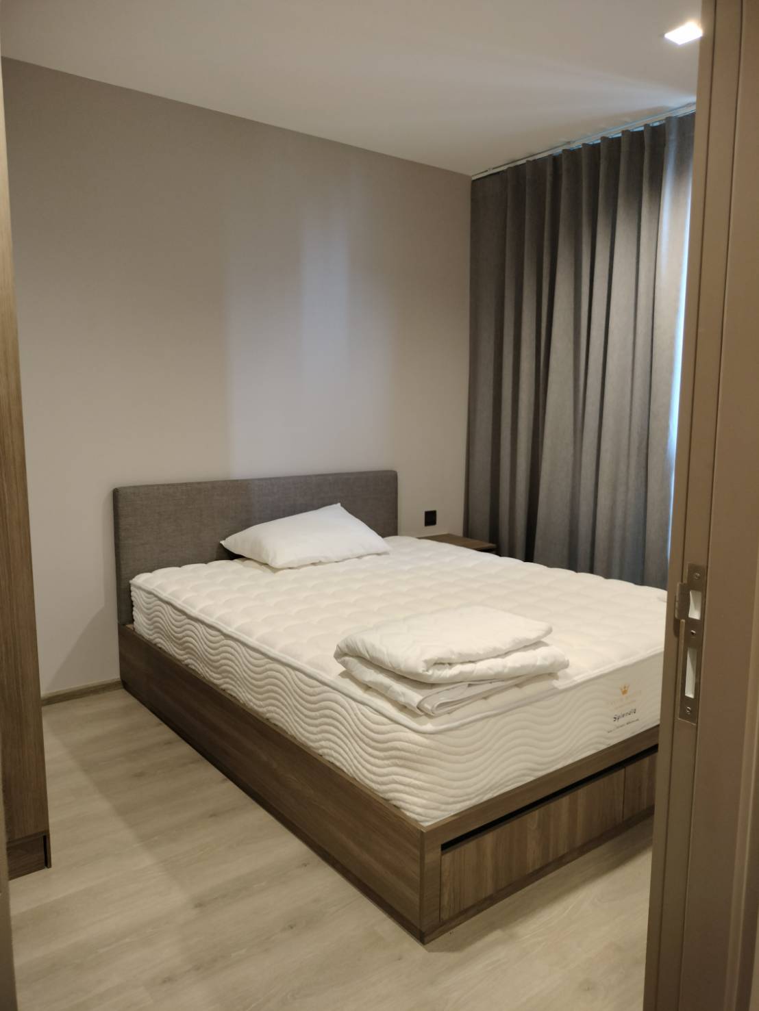 ให้เช่า (For Rent) คอนโด : เดอะ ไลน์ พหลโยธิน อาคาร B ประเภท : 2 ห้องนอน 2ห้องน้ำ พื้นที่ : 60ตรม.