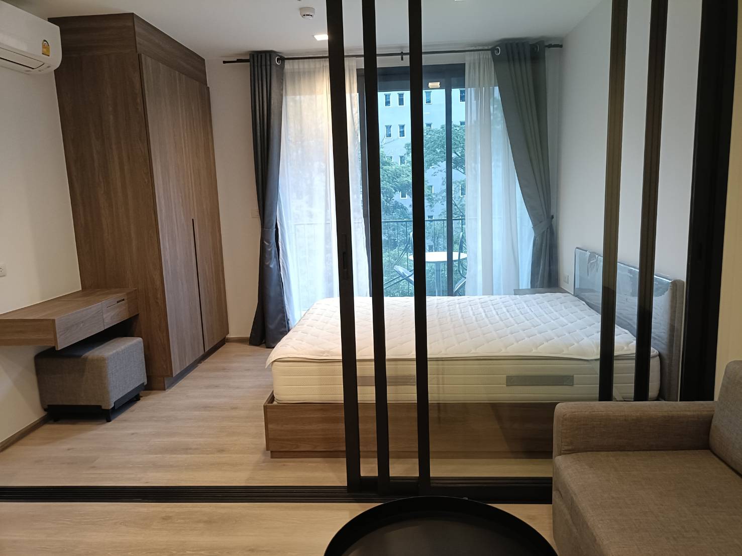 ให้เช่า (For Rent) คอนโด : เดอะ ไลน์ พหลโยธิน อาคาร B ประเภท : 1 ห้องนอน 1ห้องน้ำ พื้นที่ :32.5 ตรม.