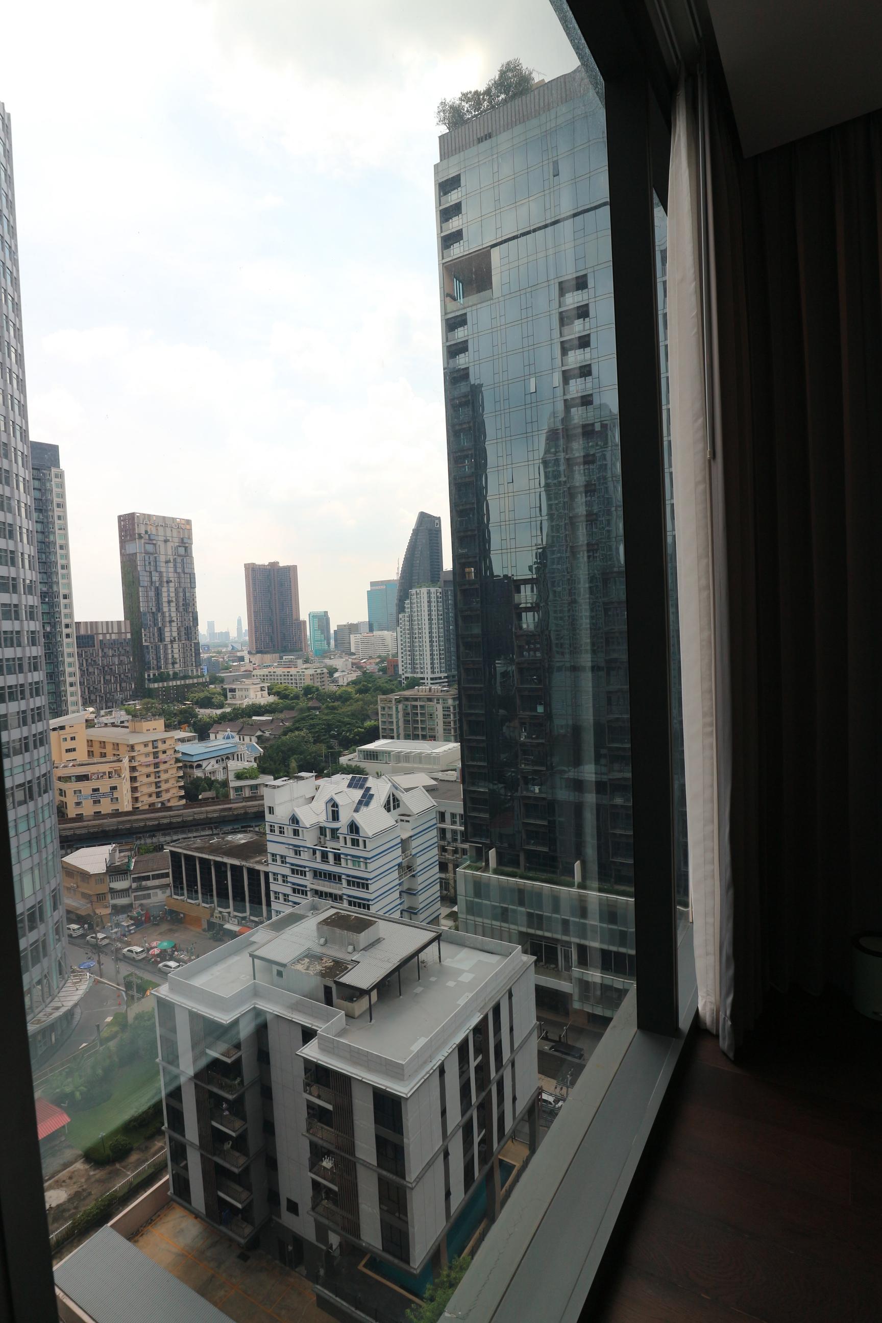 For Rent | LAVIQ Sukhumvit 57 1 Bedrooms | 1 Bathrooms 44 sq.m. – Luxury Condo near BTS Thonglor