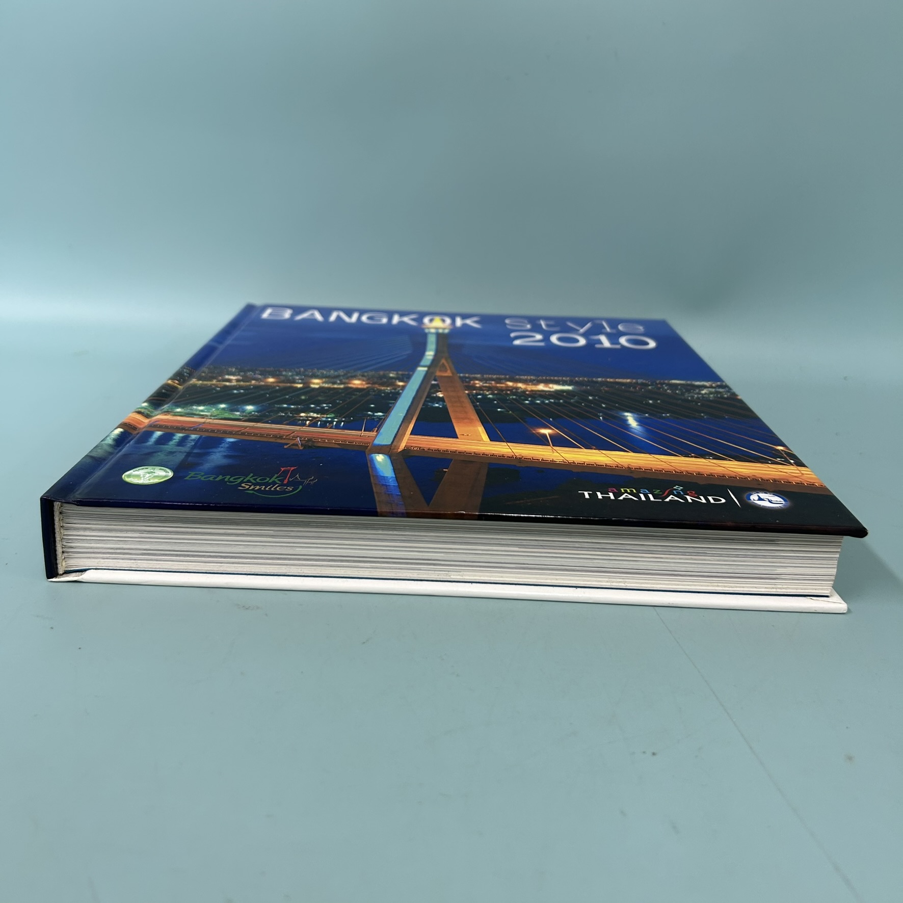 BANGKOK Style 2010 / Pre-Owned / River books และ GM Multimedia Public / Non-Fiction Culture