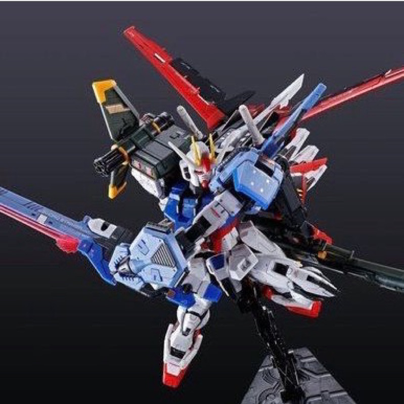 RG PREMIUM BANDAI GAT-X105+AQM/E-YMI Perfect Strike Gundam