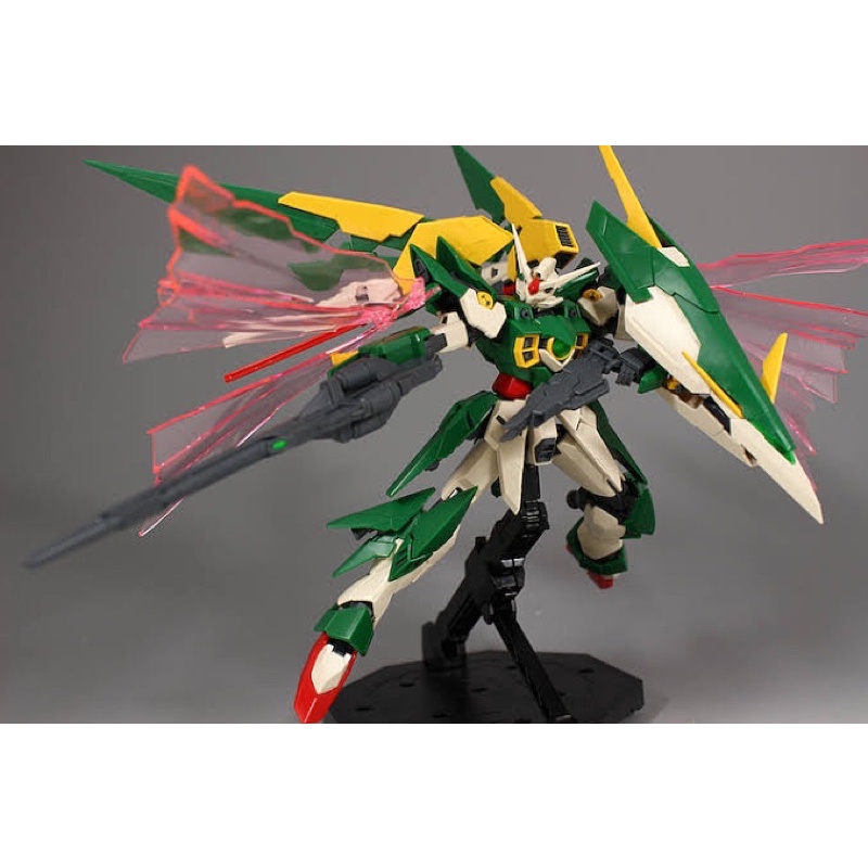 MG BANDAI Gundam Wing Fenice Rinascita (Build Serie)