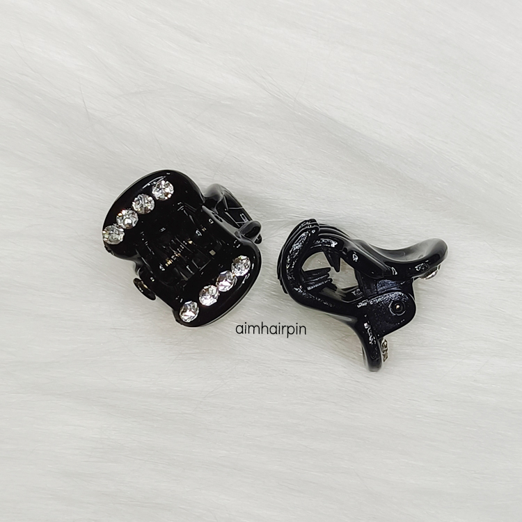 กิ๊บจับช่อจิ๋ว ฝังเพชร - aimhairpin จำหน่ายกิ๊บติดผมเกาหลีแท้ และเครื่องประดับ ยางรัดผม คาดผมแฟชั่น สร้อยคอ ต่างหู