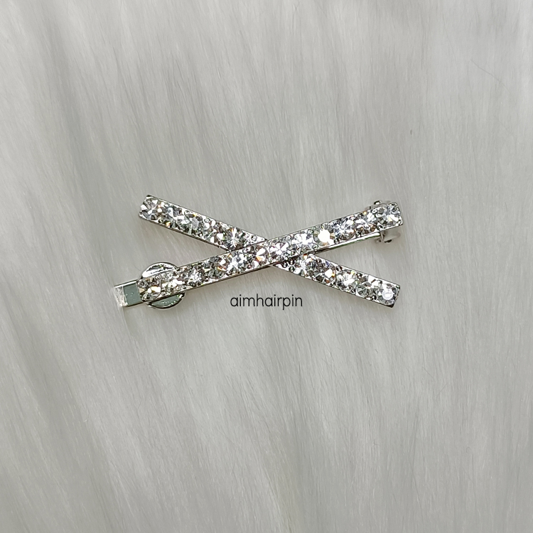 กิ๊บแม่เหล็ก ทรงกากบาท งานเกาหลีแท้ - aimhairpin จำหน่ายกิ๊บติดผมเกาหลีแท้ และเครื่องประดับ ยางรัดผม คาดผมแฟชั่น สร้อยคอ ต่างหู