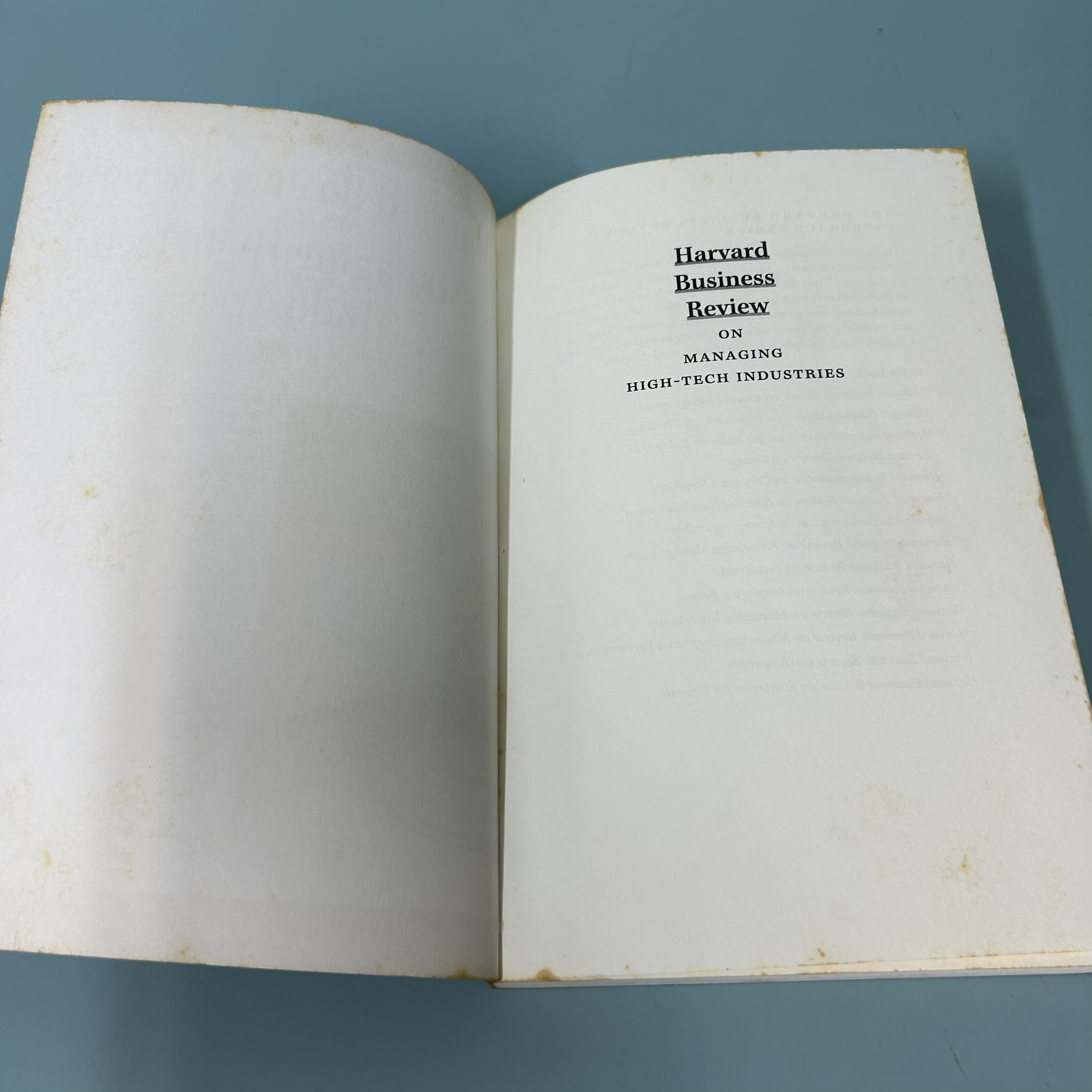 Harvard Business Review on Managing High-tech Industries / Pre Owned / Harvard Business Press / Business