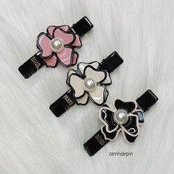 กิ๊บปากเป็ด ดอกไม้แต่งมุก ไซส์ 6 cm. - aimhairpin จำหน่ายกิ๊บติดผมเกาหลีแท้ และเครื่องประดับ ยางรัดผม คาดผมแฟชั่น สร้อยคอ ต่างหู