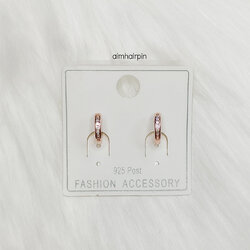 ต่างหูห่วงเล็กสีโรสโกลด์ ฝังเพชรแถว - aimhairpin จำหน่ายกิ๊บติดผมเกาหลีแท้ และเครื่องประดับ ยางรัดผม คาดผมแฟชั่น สร้อยคอ ต่างหู