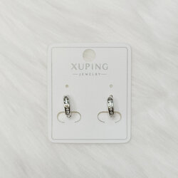 ต่างหูห่วง ฝังเพชร ฝังรางล็อค สีเงิน - aimhairpin จำหน่ายกิ๊บติดผมเกาหลีแท้ และเครื่องประดับ ยางรัดผม คาดผมแฟชั่น สร้อยคอ ต่างหู