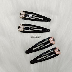 กิ๊บแป๊ะสีดำ แต่งจี้ผีเสื้อ - aimhairpin จำหน่ายกิ๊บติดผมเกาหลีแท้ และเครื่องประดับ ยางรัดผม คาดผมแฟชั่น สร้อยคอ ต่างหู