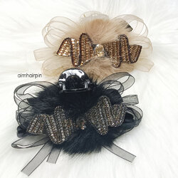 กิ๊บหนีบผม ขนฟูนุ่มนิ่ม ประดับโบว์ปั๊มเพชร - aimhairpin จำหน่ายกิ๊บติดผมเกาหลีแท้ และเครื่องประดับ ยางรัดผม คาดผมแฟชั่น สร้อยคอ ต่างหู
