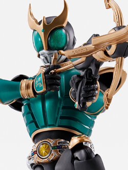 P BANDAI S.H.Figuarts (Shinkocchou Seihou) Masked Rider Kuuga Rising Pegasu