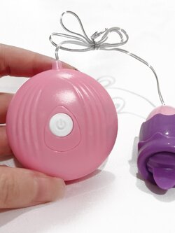 ไข่สั่นพรีเมี่ยมลิ้นรัว