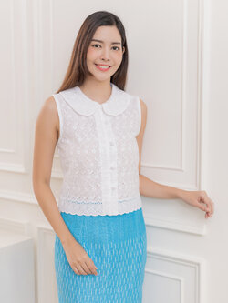 เสื้อเฟื่องฟ้า สีขาว สีเหลือง และสีเขียวขี้ม้า ดีไซน์คอบัวแขนกุด เรียบง่ายแต่ดูดี