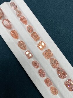 เพชรสีชมพูแฟนซี 1 กะรัต D VS1