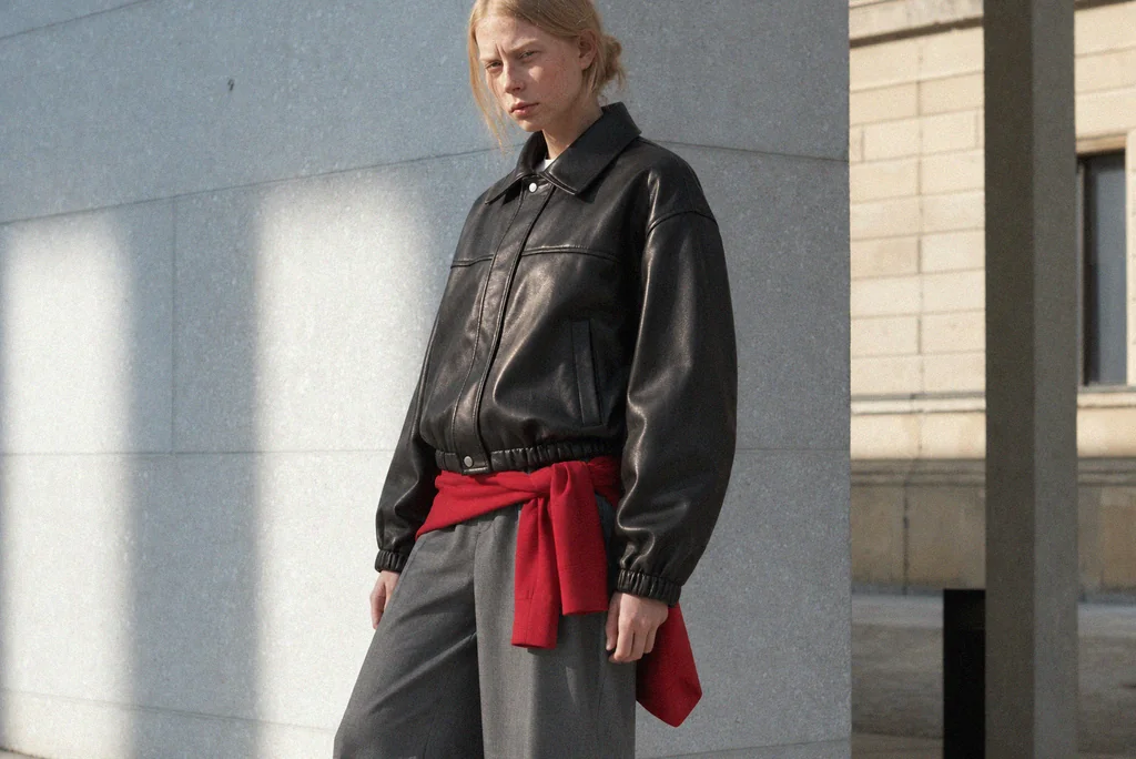 LEATHER ZIP-UP BLOUSON — BLACK